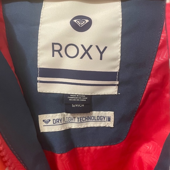 Women’s Ski/Snowboard Jacket - Picture 2 of 8